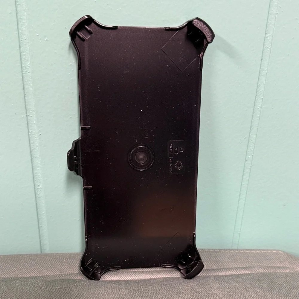 BNWT OTTERBOX DEFENDER iPHONE 17 PRO MAX (ONLY) BLACK HOLSTER CASE/360 STAND